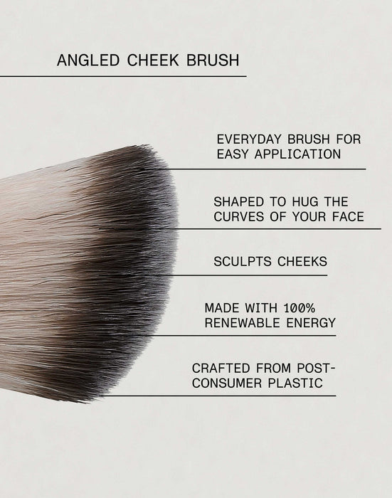 Et Al Angled Cheek Brush